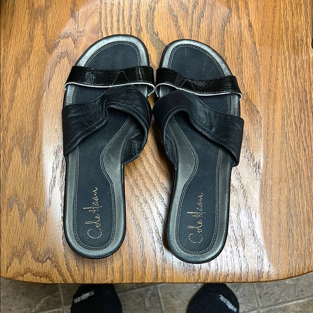 Cole Haan Black Sandals with Bow Detail and Contoured Footbed